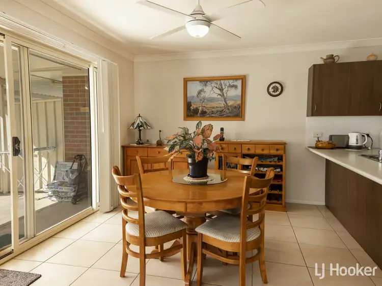Seventh view of Homely semi-detached listing, 8a Waratah Close, Gunnedah NSW 2380