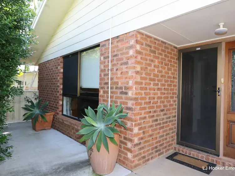 Fifth view of Homely house listing, 5 Carbeen Pl, Emerald QLD 4720