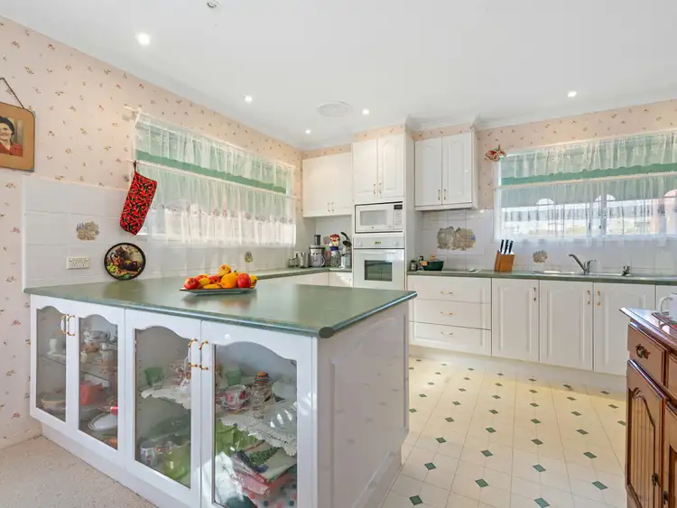 Sixth view of Homely house listing, 35 McKean Street, Bairnsdale VIC 3875
