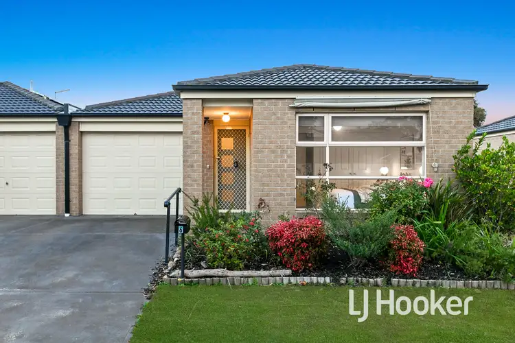 6 Belvedere Drive, Pakenham VIC 3810