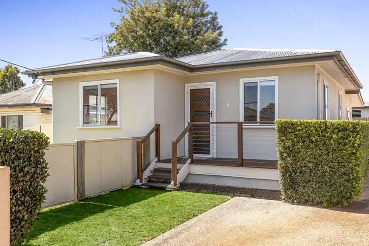 1/4a Rose Street, Wilsonton QLD 4350