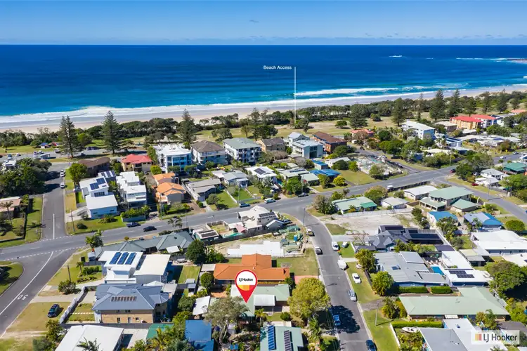 Second view of Homely semi-detached listing, 2/8 Surf Street, Kingscliff NSW 2487