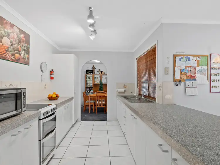 Fifth view of Homely house listing, 5 Maclean Court, Alexandra Hills QLD 4161