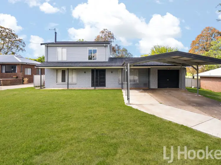 Second view of Homely house listing, 10 Springfield street, Oberon NSW 2787