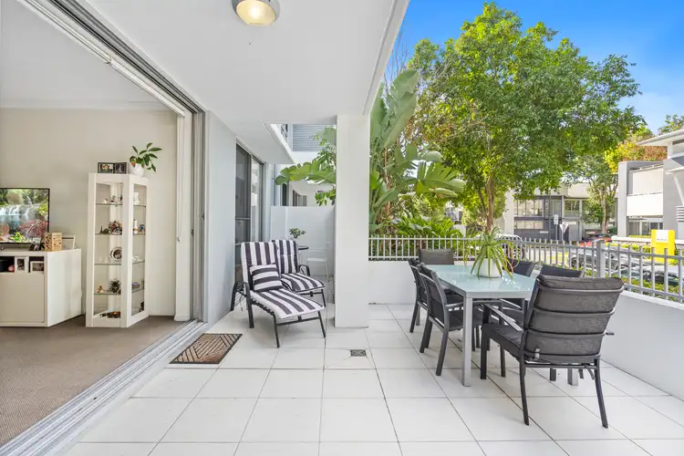 112/1-7 Moores Crescent, Varsity Lakes QLD 4227