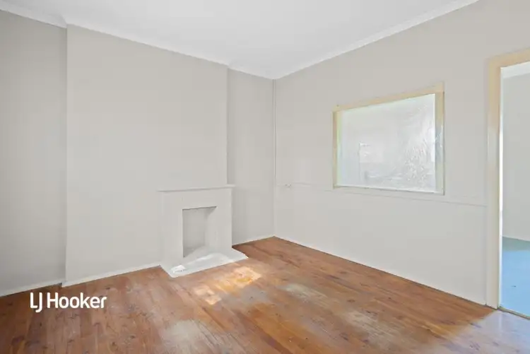 Fifth view of Homely house listing, 2 Midlow Road, Elizabeth Downs SA 5113