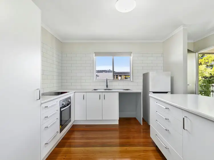 Fourth view of Homely unit listing, 2/14 Hill Street, Bongaree QLD 4507