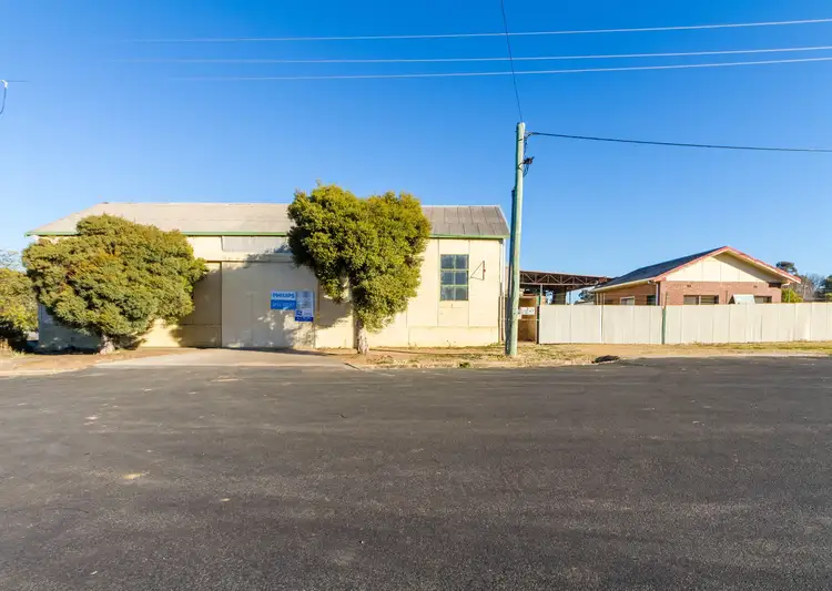 75 Vaux Street, Cowra NSW 2794