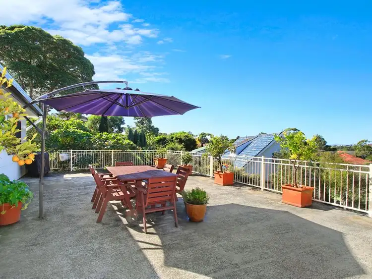 Second view of Homely house listing, 8 Gooyong Street, Keiraville NSW 2500