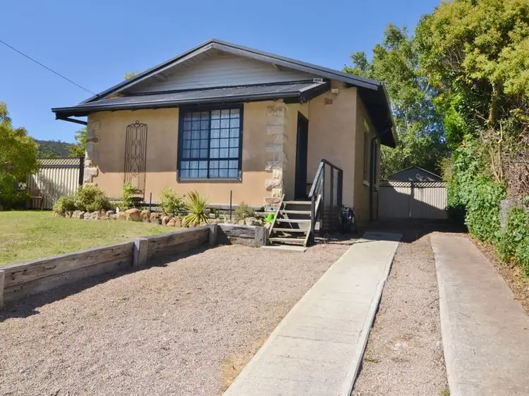 12 Lone Pine Avenue, Lithgow NSW 2790