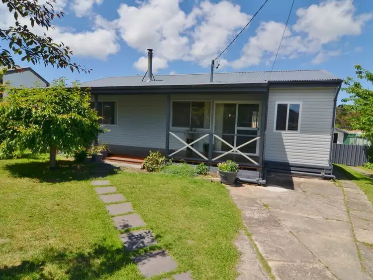12 Outer Crescent, Lithgow NSW 2790