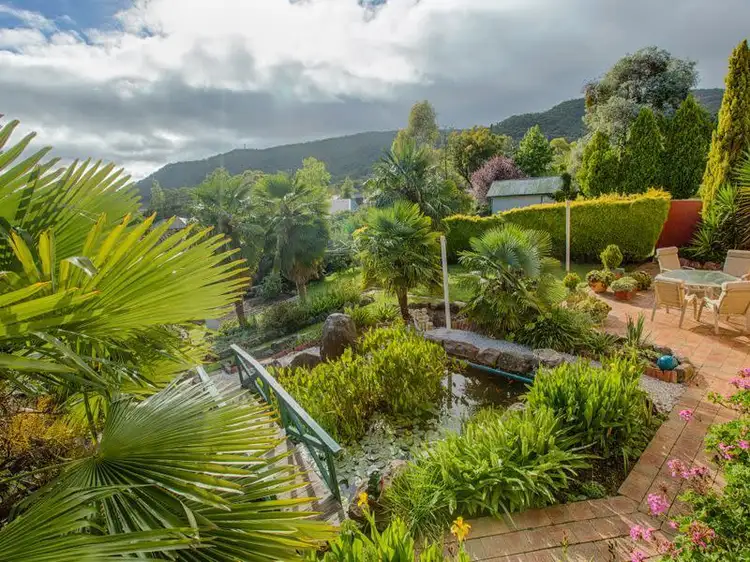 Fourth view of Homely house listing, 8 Hill Range Crescent, Lithgow NSW 2790