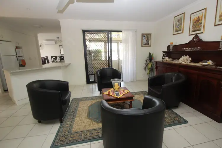 Sixth view of Homely house listing, 4 Picadilly Cct, Urraween QLD 4655