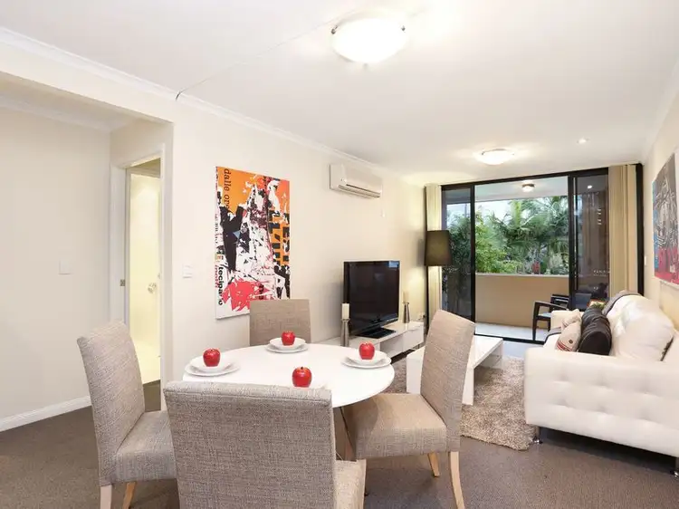 Third view of Homely apartment listing, 8/14 Macquarie Street, Teneriffe QLD 4005