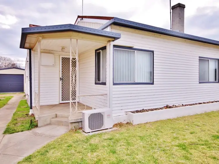 3 Pacific Way, West Bathurst NSW 2795