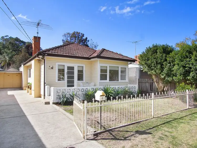 Second view of Homely house listing, 4 Lido Avenue, North Narrabeen NSW 2101