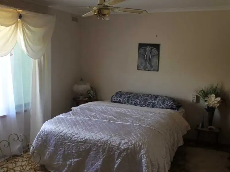 Fifth view of Homely house listing, 4 Ash Court, Moama NSW 2731