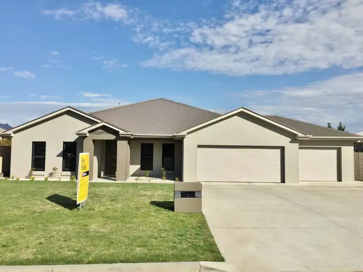 4 Joubert Drive, Bathurst NSW 2795