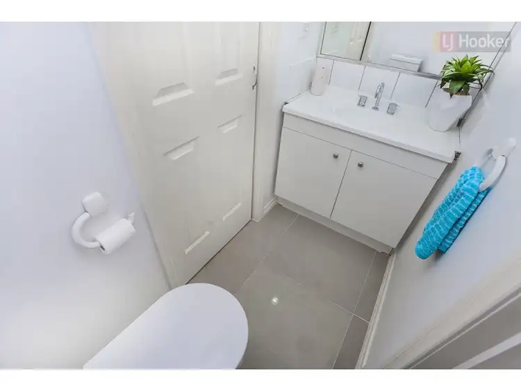 Sixth view of Homely house listing, 14 Hayfield Road, Roxburgh Park VIC 3064