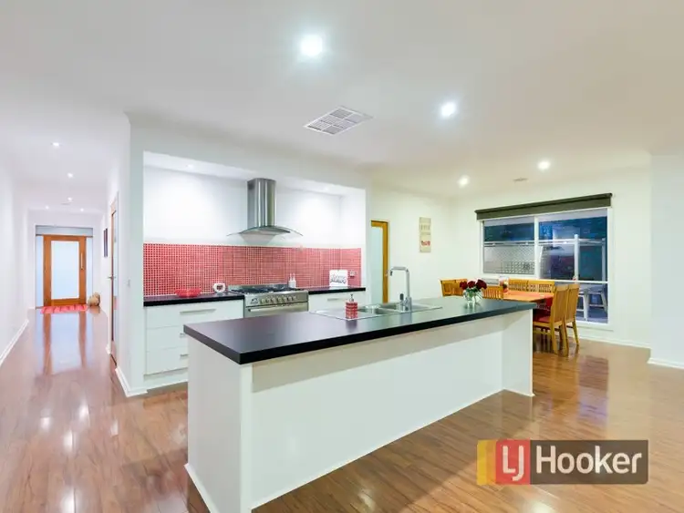 Seventh view of Homely house listing, 4 Landy Circuit, Pakenham VIC 3810
