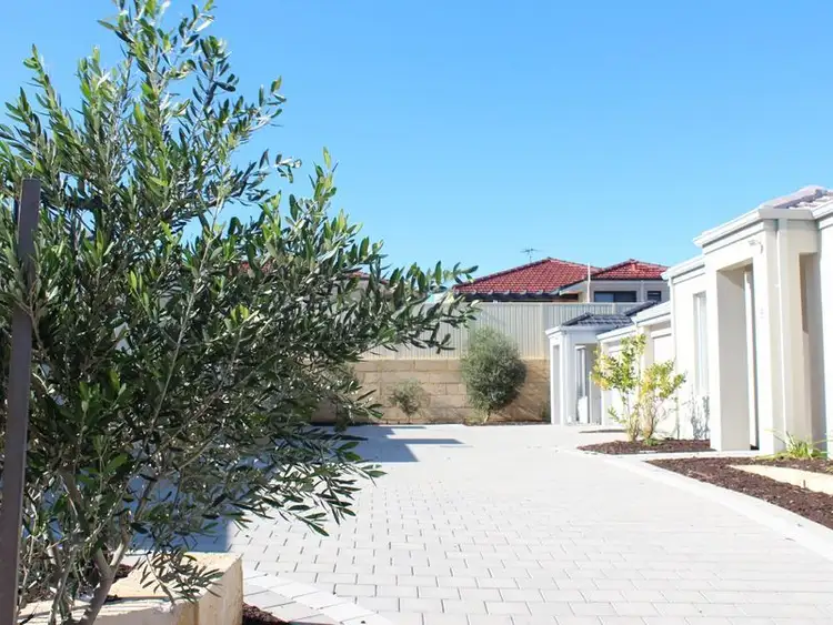 Second view of Homely unit listing, 4/2 Positano Crescent, Yangebup WA 6164