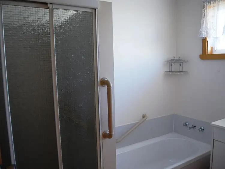 Sixth view of Homely unit listing, 5/7 Inglis street, Wynyard TAS 7325