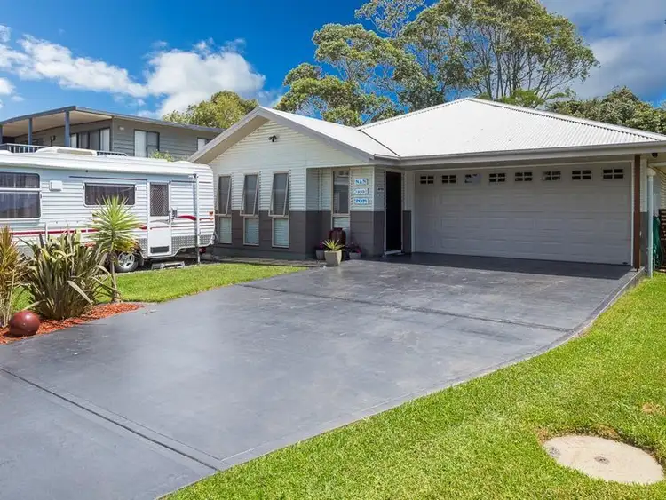 Main view of Homely house listing, 26 Yarralumla Crescent, Tomakin NSW 2537