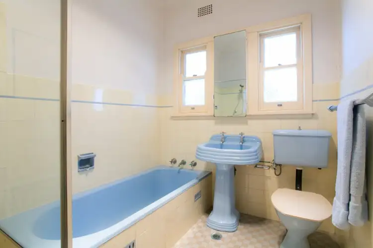 Fifth view of Homely house listing, 2 Summit Avenue, Dee Why NSW 2099