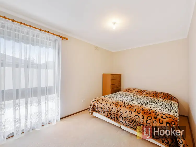 Sixth view of Homely house listing, 44 Girvan Circuit, Endeavour Hills VIC 3802