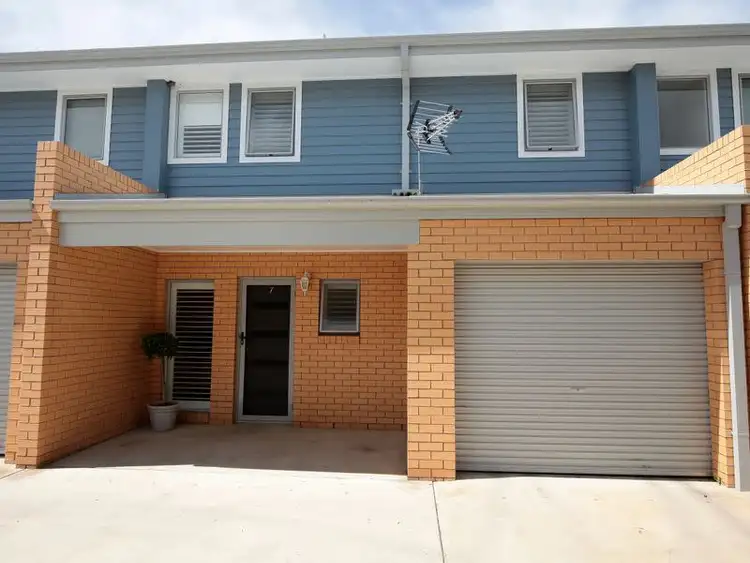 Third view of Homely unit listing, Unit 7/12 Higgins Avenue, Wagga Wagga NSW 2650