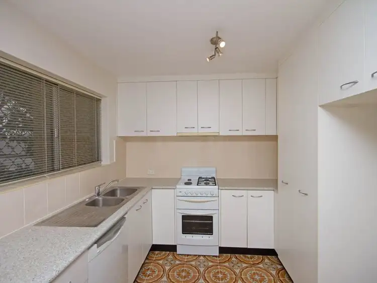 Sixth view of Homely unit listing, 5/9 Lomond Terrace, East Brisbane QLD 4169