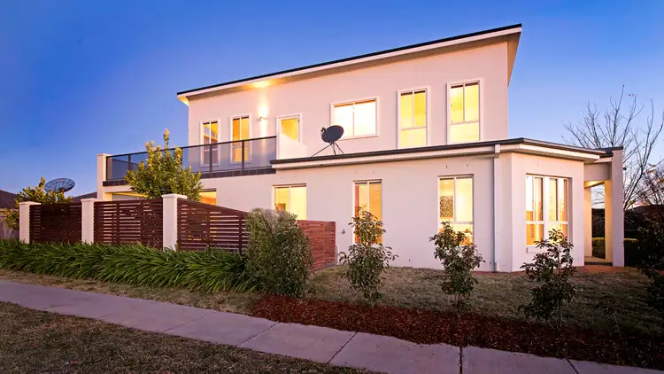 73 Patrick White Circuit, Franklin ACT 2913