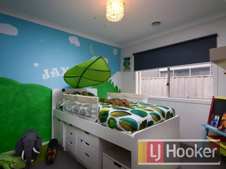 Sixth view of Homely house listing, 16 Beechtree Way, Cranbourne North VIC 3977