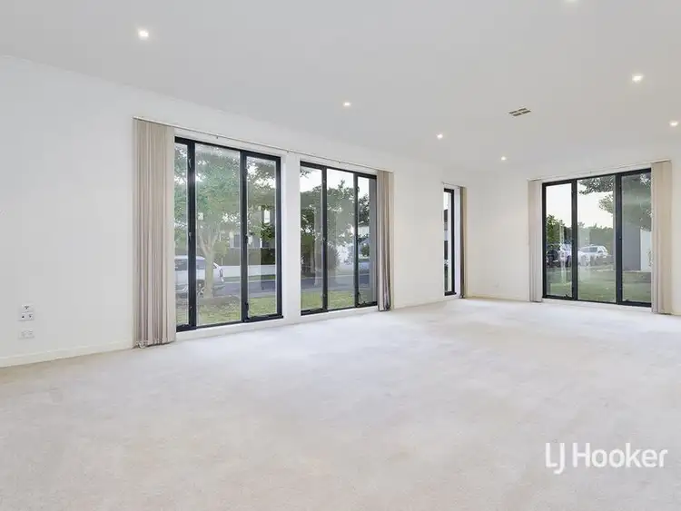 Fifth view of Homely house listing, 95 Signature Boulevard, Sanctuary Lakes VIC 3030
