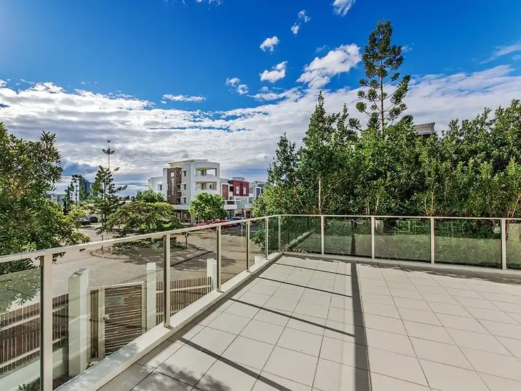 1/15 Laver Drive, Robina QLD 4226