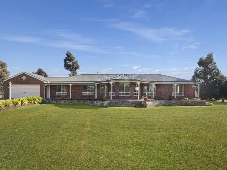 Second view of Homely house listing, 32 King William Court, Wallan VIC 3756