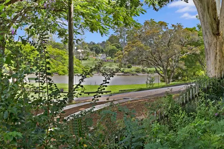 20 Teesdale Street, Corinda QLD 4075
