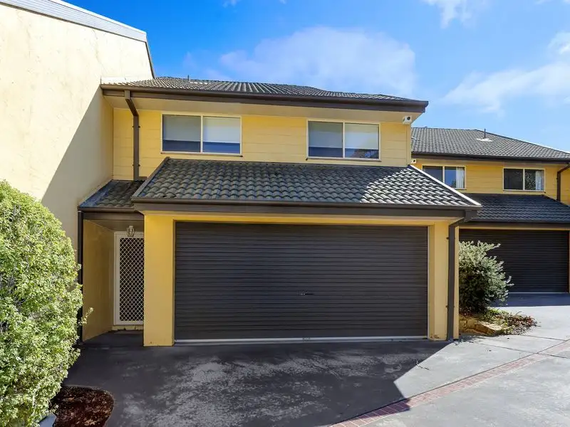 Main view of Homely townhouse listing, 2/4 Tauss Place, Bruce ACT 2617