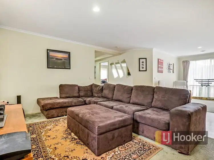 Seventh view of Homely house listing, 2 Fleetwood Court, Hoppers Crossing VIC 3029