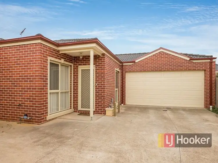 2/22 Yankos Drive, Werribee VIC 3030