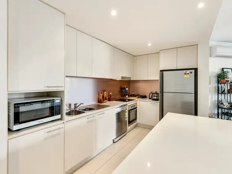 Fourth view of Homely unit listing, 22/1 Lakefront Crescent, Varsity Lakes QLD 4227