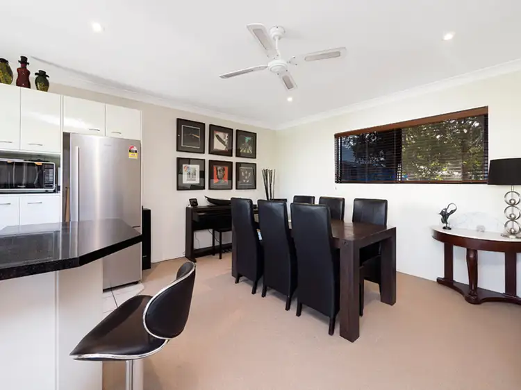 6/11 Holland Street, Toowong QLD 4066