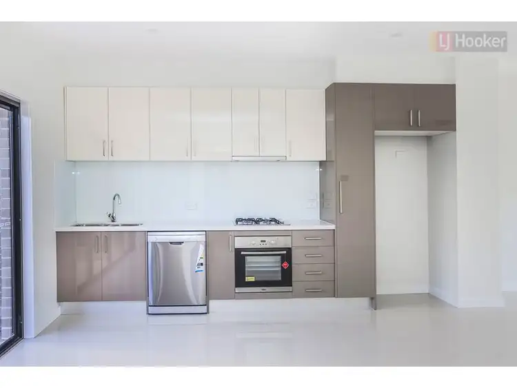 Fifth view of Homely house listing, 31 Honour Street, Craigieburn VIC 3064