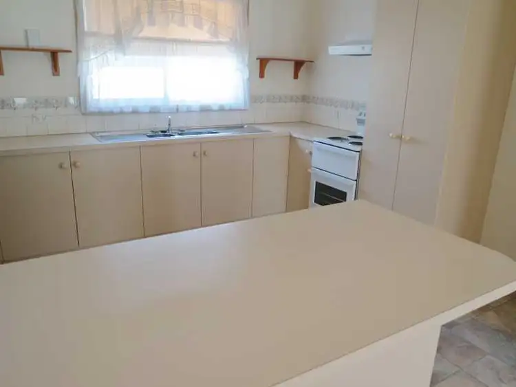 Fifth view of Homely unit listing, 2/89 Sutton St, Echuca VIC 3564