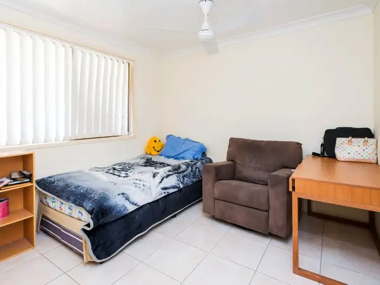 Fifth view of Homely semi-detached listing, 2/2 Vona Place, Labrador QLD 4215