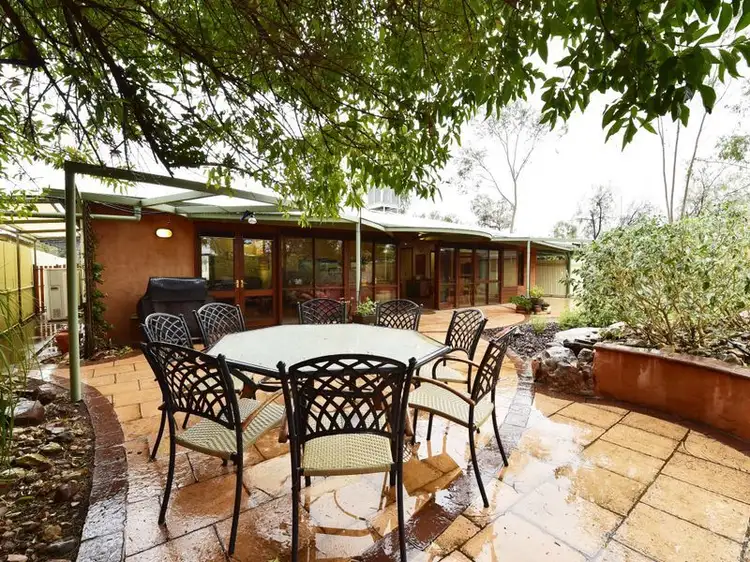 16 McMinn Street, East Side NT 870