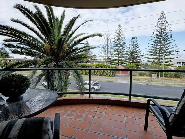 Sixth view of Homely unit listing, 3/11-15 Beach Street 'Castillo Del Mar', Tuncurry NSW 2428
