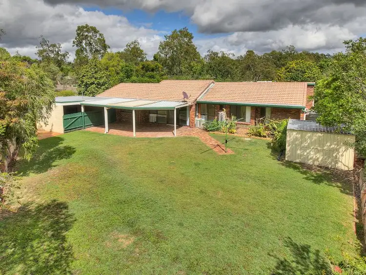 2 Mahonia Street, Bellbowrie QLD 4070