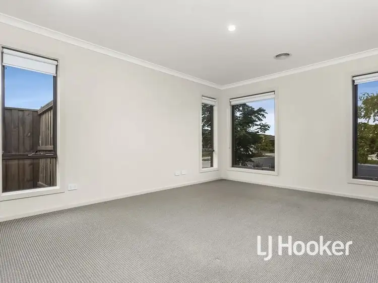 Sixth view of Homely house listing, 15 Dennerley Way, Truganina VIC 3029