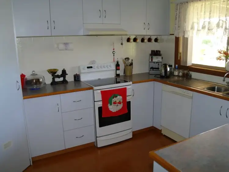 Seventh view of Homely house listing, 4 Plover Place, Benalla VIC 3672